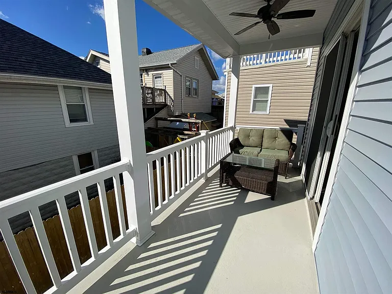 118 N New Haven Ave — Photo 9