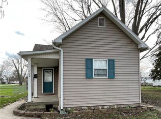 604 W Van Buren St, Paris, IL 61944