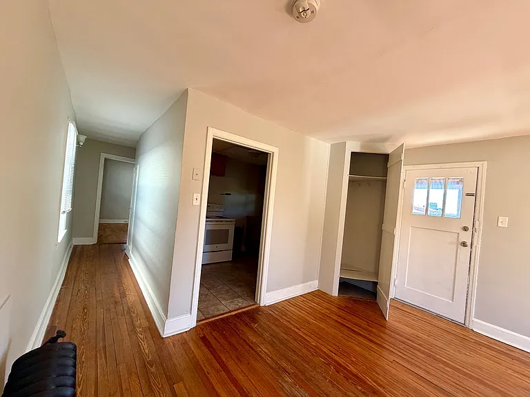 165 Summit Ave — Photo 13