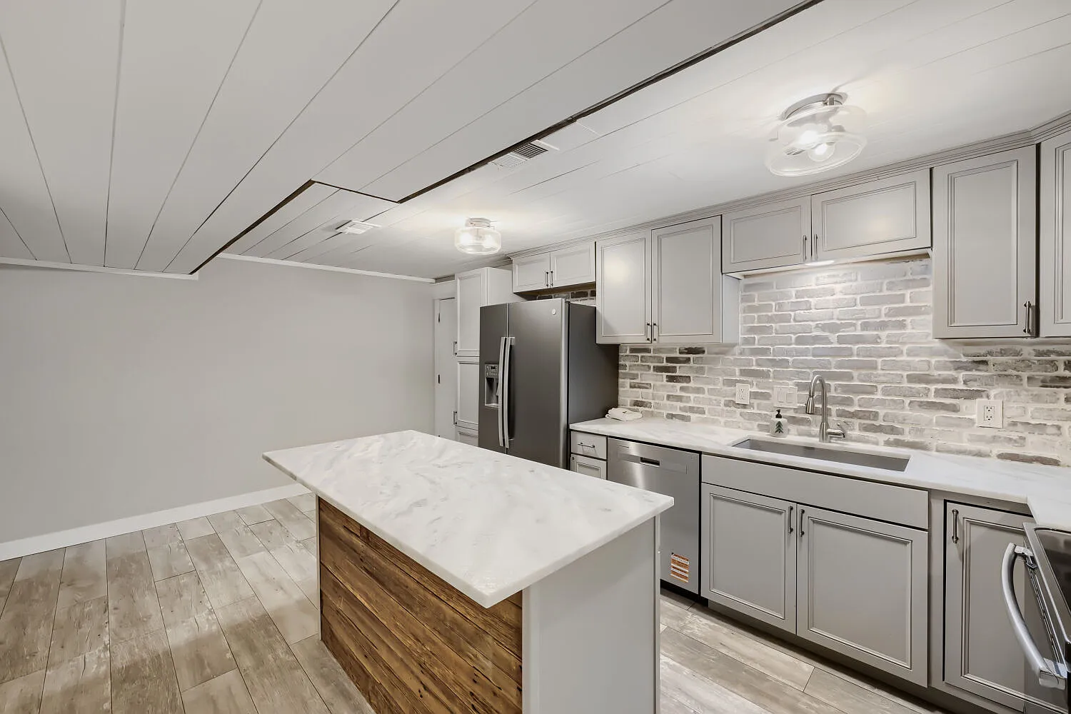 1 bed, 648 sqft, $1,450 — Photo 3