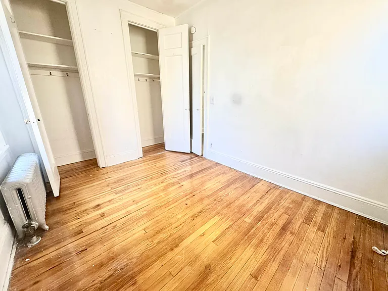 30-88 35th St #2R — Photo 4