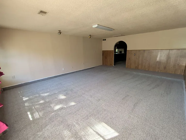 4702 Green Hollow Dr — Photo 8