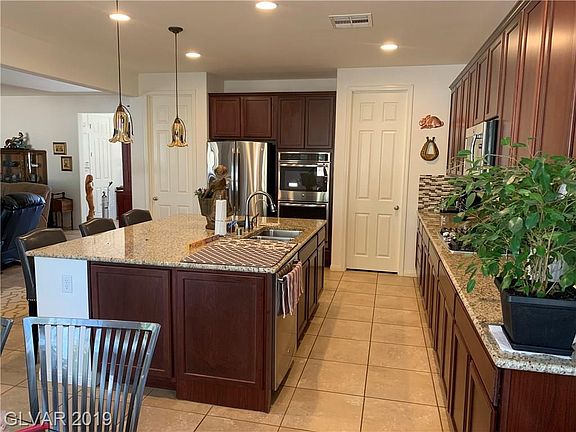 4th image of 6240 Chandon Ct