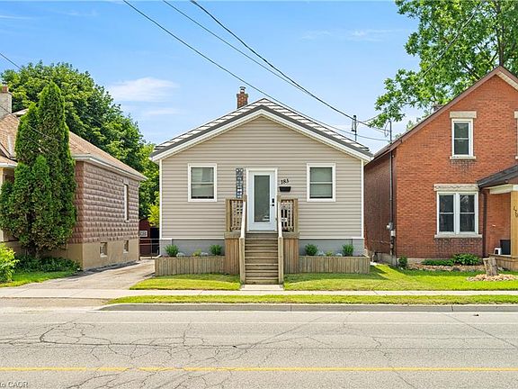 3rd image of 183 Elizabeth St