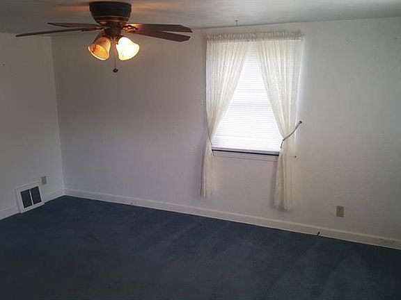 5th image of 400 Owens Ave