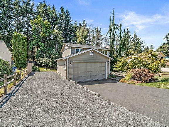 2nd image of 4304 152nd Pl SW