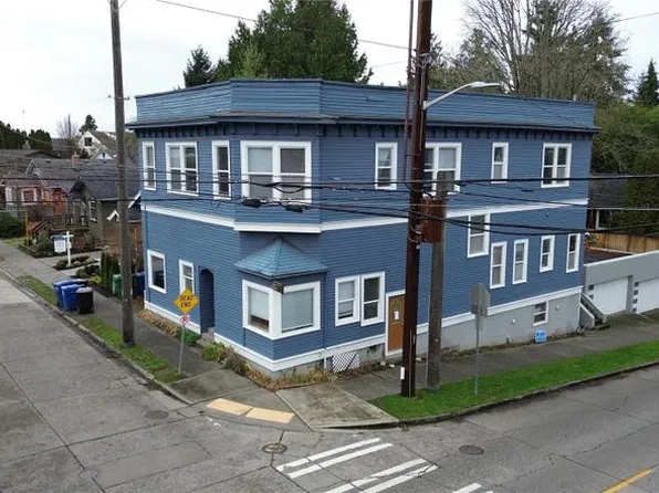 4700 SW Othello St APT 1, Seattle, WA 98136