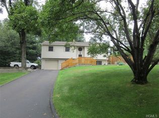 15 Benson Dr, Danbury, CT 06810