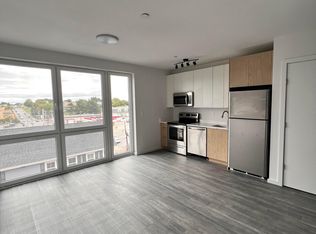 160 Middlesex St #405, Lowell, MA 01852