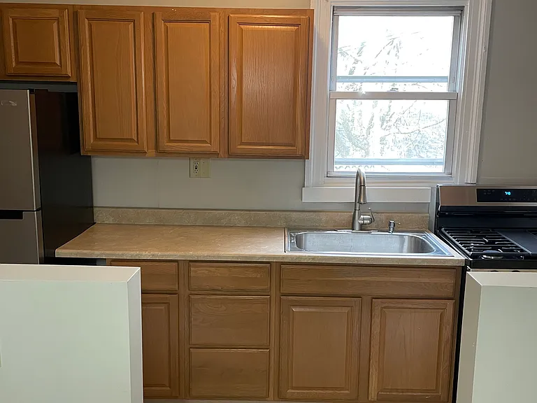 811 Ferry St #2 — Photo 5