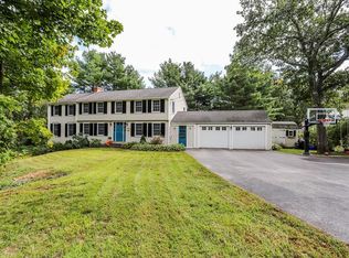 119 Woodbury St, South Hamilton, MA 01982