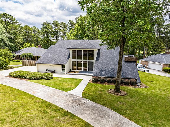 3rd image of 3529 Carnoustie Drive Drive