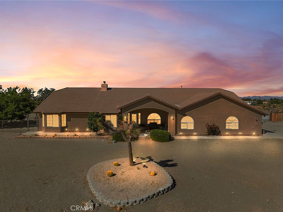 1st image of 11025 El Esteban Rd