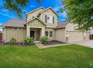 5120 N Diamond Creek Ave, Meridian, ID 83646