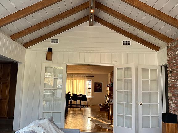 3rd image of 5219 Marlborough Dr