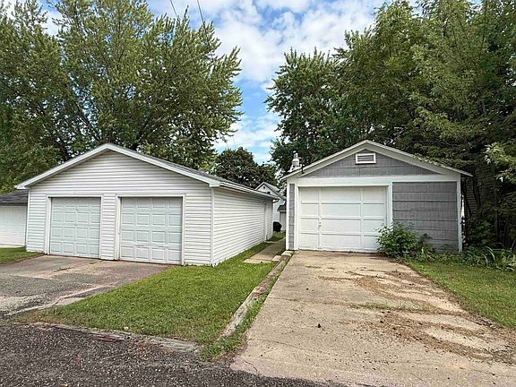 5th image of 325 Cady Ave