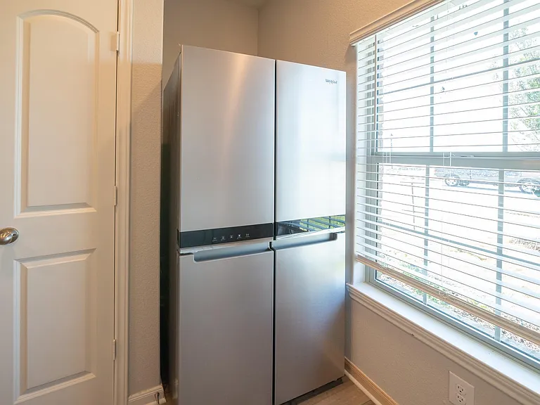 128 Emma Dr — Photo 8