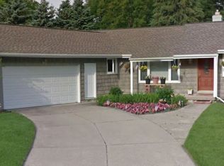 3150 Honeywood Dr SW, Grandville, MI 49418