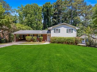 2544 Laurel Ridge Dr, Decatur, GA 30033