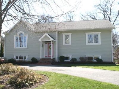 17 Pinewood Rd, Lynnfield, MA, 01940