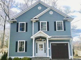 23 Ellers Dr, Chatham, NJ