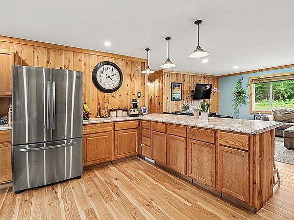 3rd image of 6437 E Barothy Rd