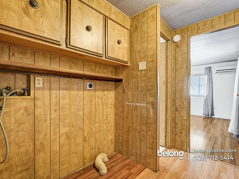 3481 Cape Cod Dr — Photo 10