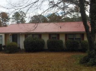 203 Quinncrest Ln, Bessemer, AL 35022