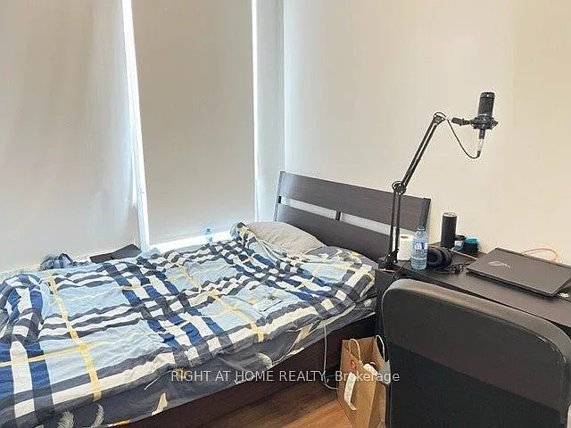 203 College St #3004 — Photo 6