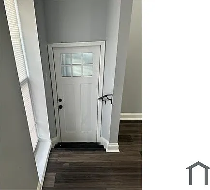 5 bed, 2800 sqft, $3,200 — Photo 4