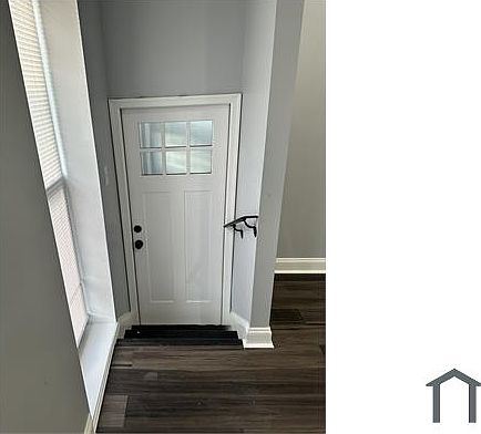 4th image of 1117 N Fulton Ave