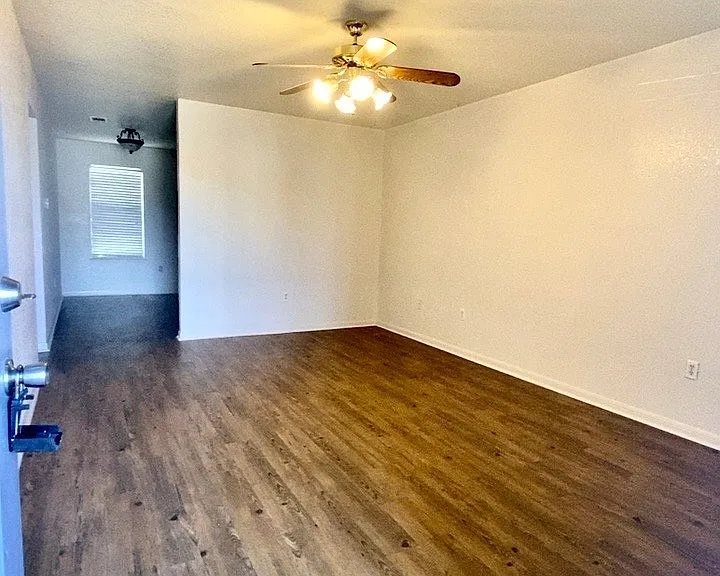 1008 Circle M Dr #A — Photo 16