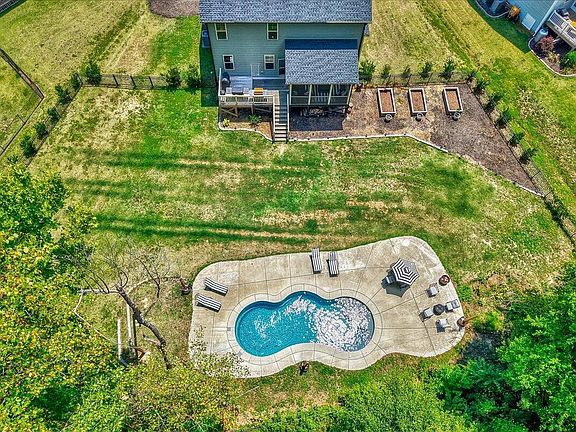 2nd image of 131 Canady Landing Way
