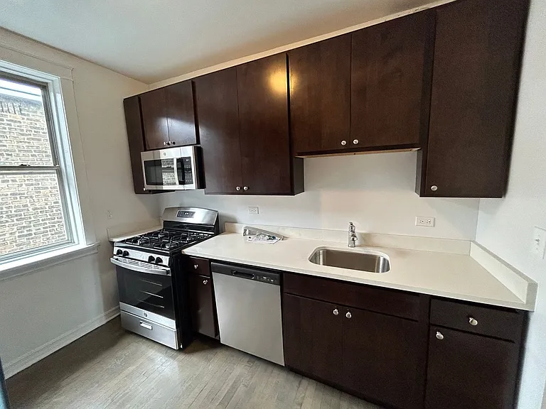 3000 N. Whipple LLC — Photo 101