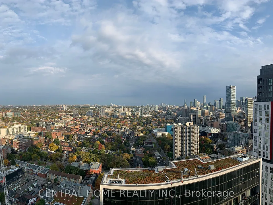 125 Peter St #3407