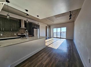 60 Elm St APT 405, Newark, NJ 07105