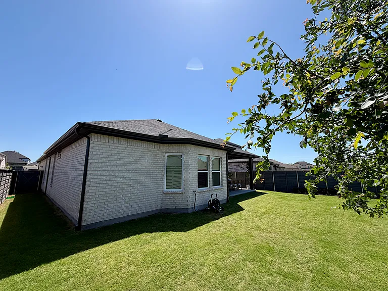 7217 Ladybug Ln — Photo 28