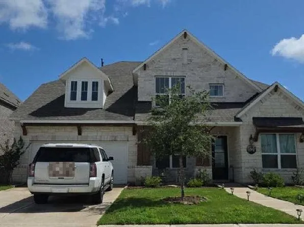 5111 Old Amber Dr, Richmond, TX 77469