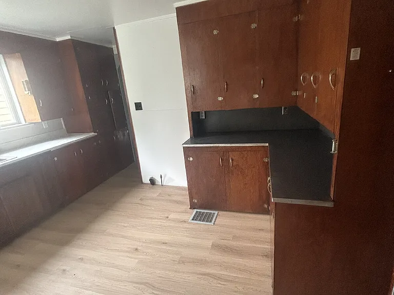 85 N Center St #1 — Photo 2