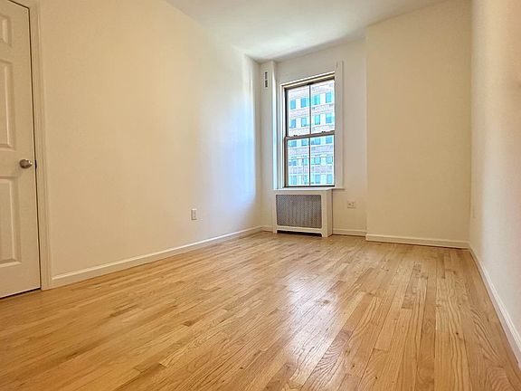 3rd image of 1194 1st Ave APT 6A