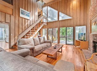 31 Deep Six Dr, East Hampton, NY 11937