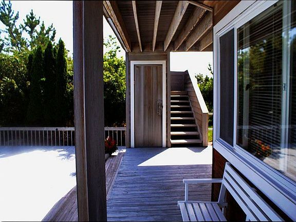 3rd image of 43 Cross Ln