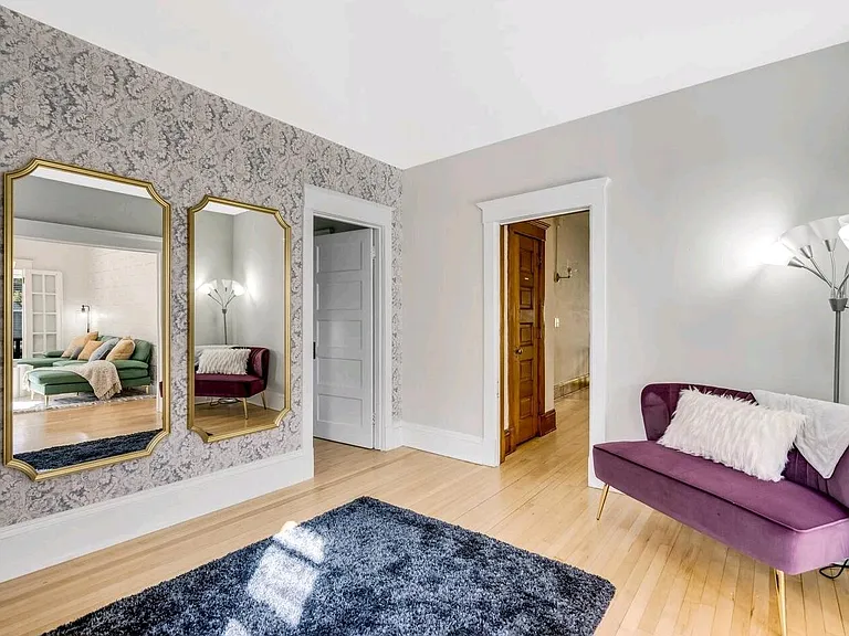 2109 Girard Ave S — Photo 13