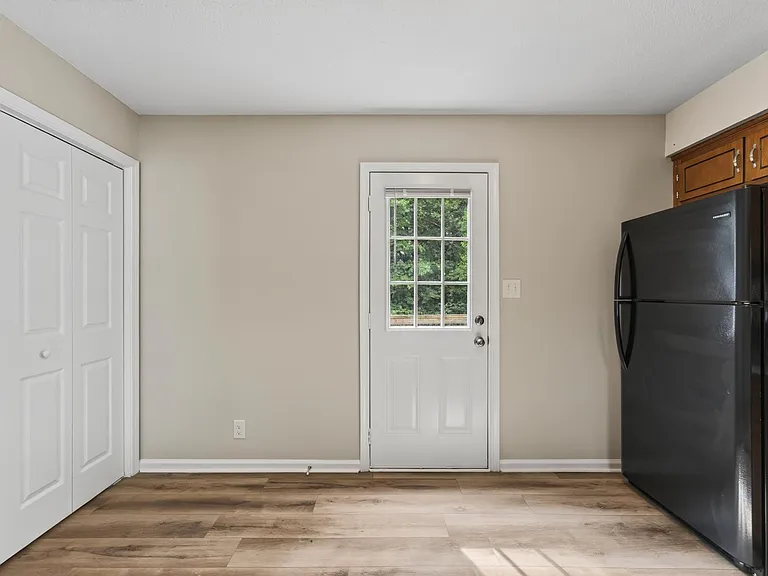 Martha Lane-461/471 (x8) — Photo 19