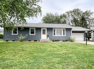 203 11th St NW, Waukon, IA 52172