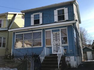 9 Wolf Pl, Irvington, NJ 07111