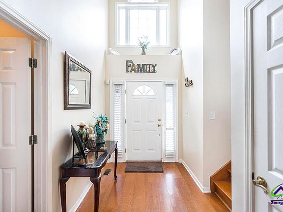 5th image of 158 Olivia Cir