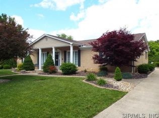314 N Van Buren St, Trenton, IL