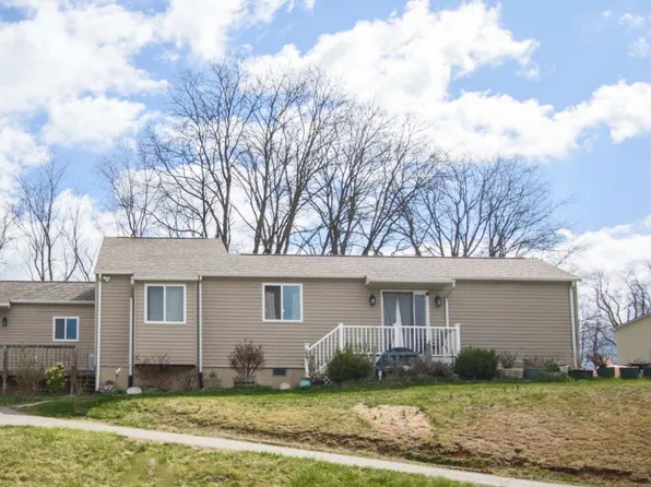 1428 Sandy Cir #1428, Blacksburg, VA 24060