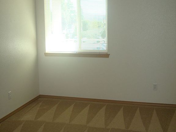 4th image of 8308 47th Ave NE APT 357